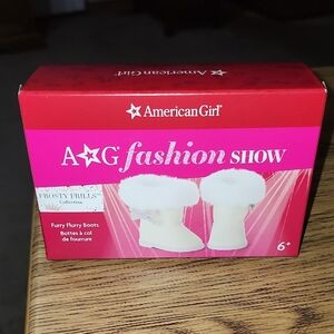 American Girl Fashion Show Furry Flurry Boots - Cream and White